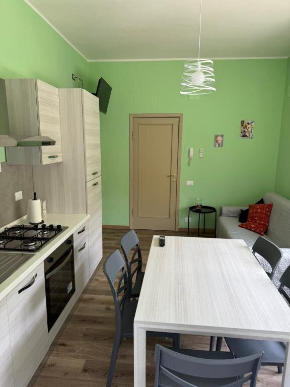 The equipped kitchen of the Mare apartment
