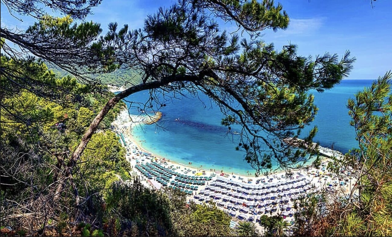 Il mare di Sirolo, Riviera del Conero